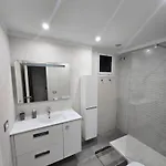 Paradise Caletillas Beachfront Duplex With Pool & Parking شقة